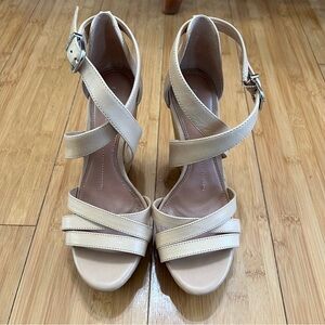 Gianni Bini Platform Wedge Sandels 
Size 7.5 women’s